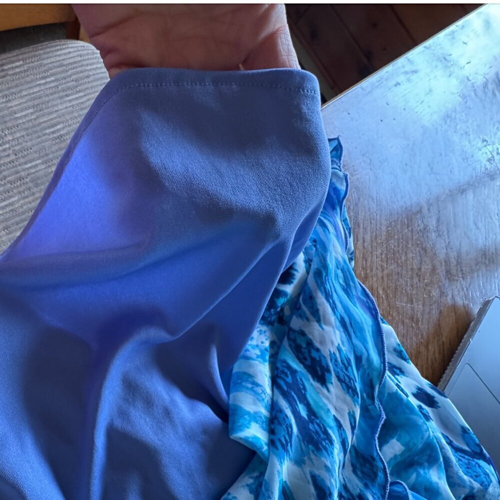 Dressbarn V Neck flowy dress Size 8 - Picture 5 of 5